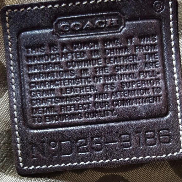 Authentic coach leather purse - Picture 2 of 6